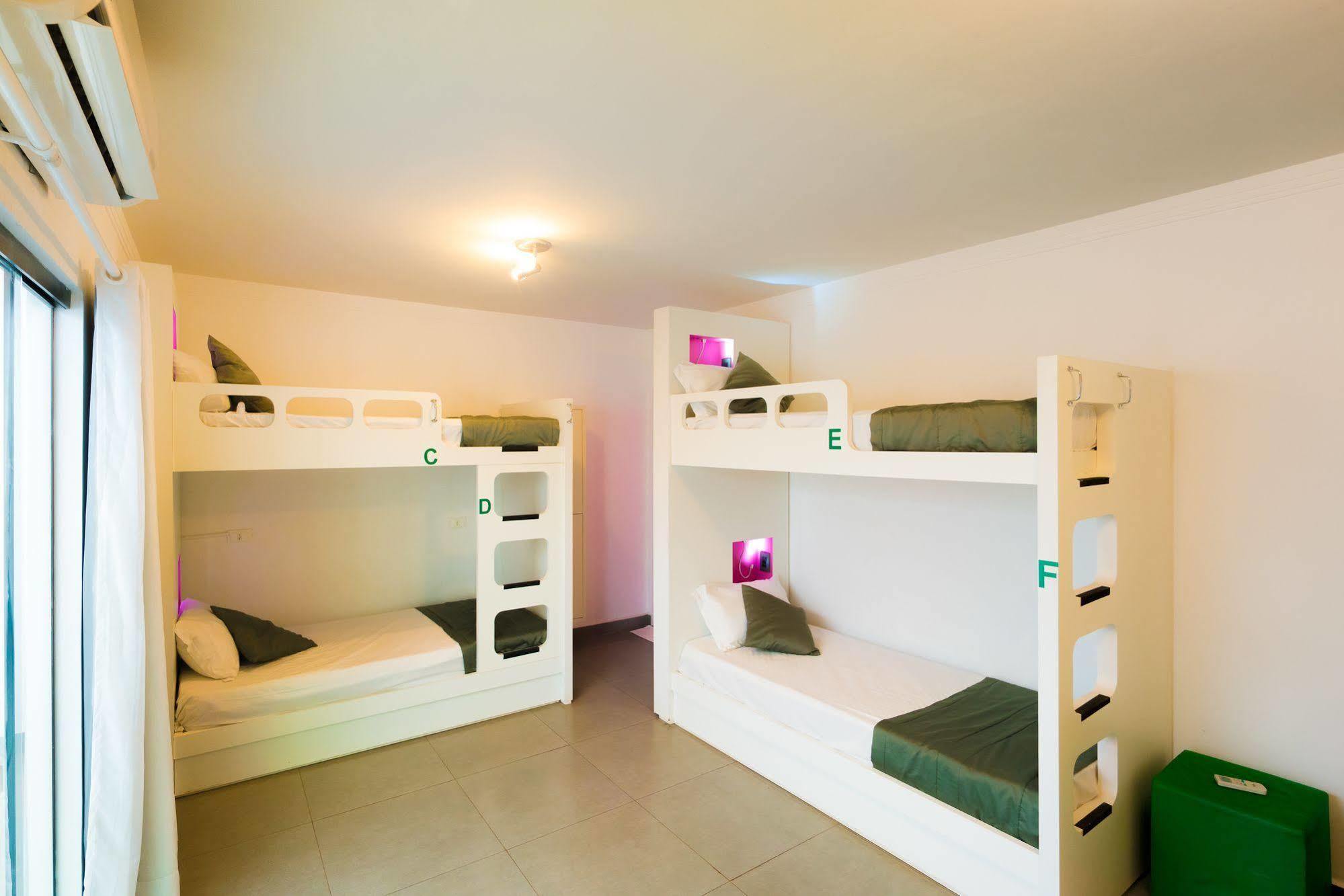 Hostel Concept Design & Foz do Iguacu
